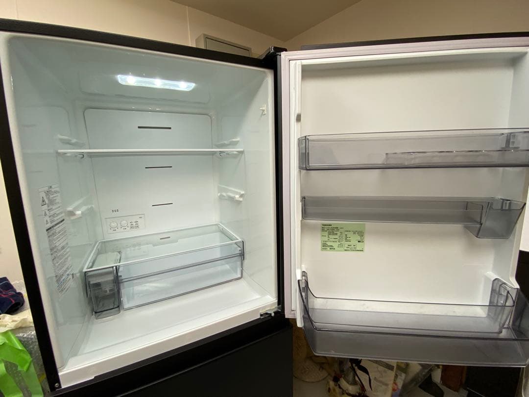 東芝 ノンフロン冷凍冷蔵庫 326L GR-T33C 2022年製