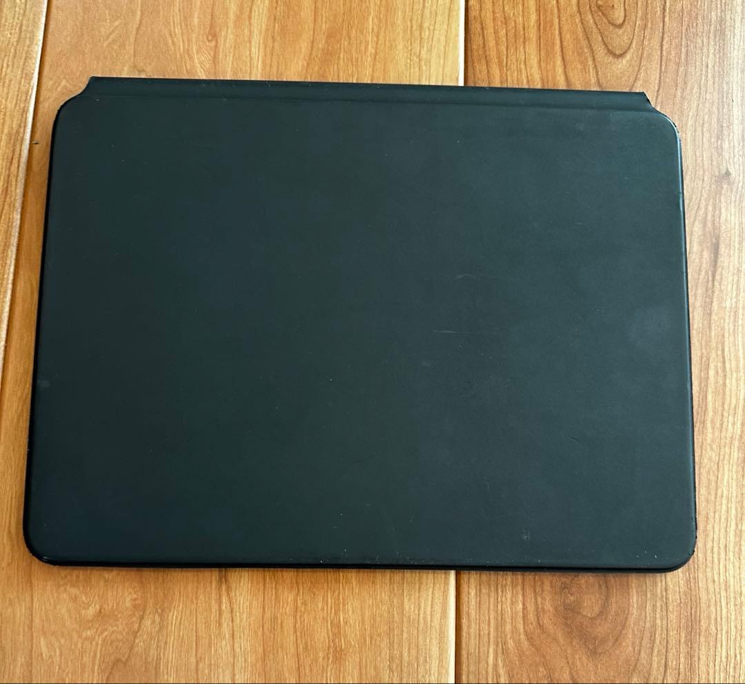Apple iPad 純正　キーボードカバー　11インチ