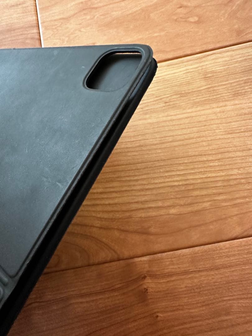 Apple iPad 純正　キーボードカバー　11インチ