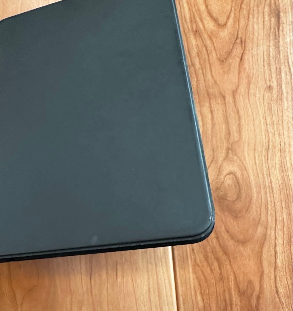 Apple iPad 純正　キーボードカバー　11インチ