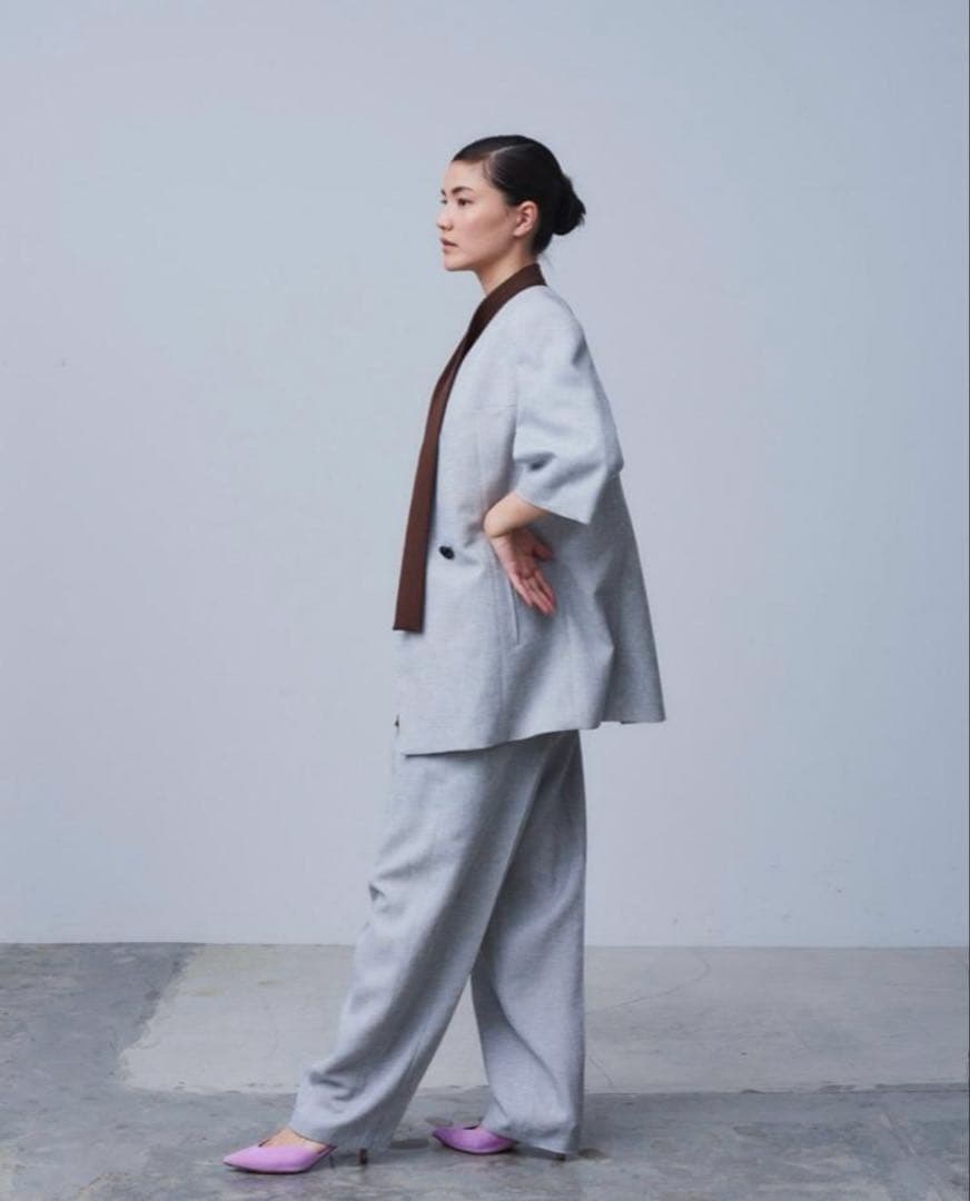 グレー 半袖 テーラードジャケット　アキラナカ