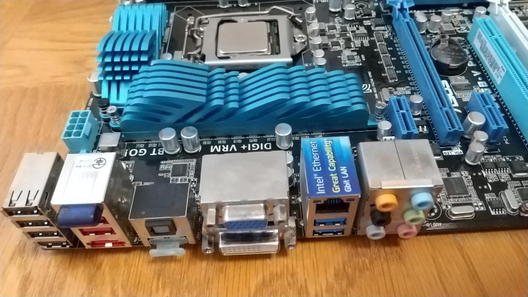 【動作確認済】 P8Z68-V PRO+i7-2600K+メモリ24GB セット