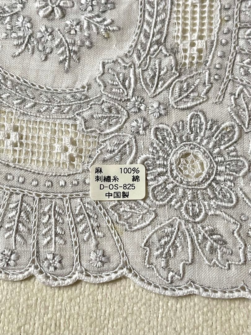 未使用　汕頭　SWATOW 刺繍ハンカチ　ゴージャス　ホワイト　全面刺繍　花模様