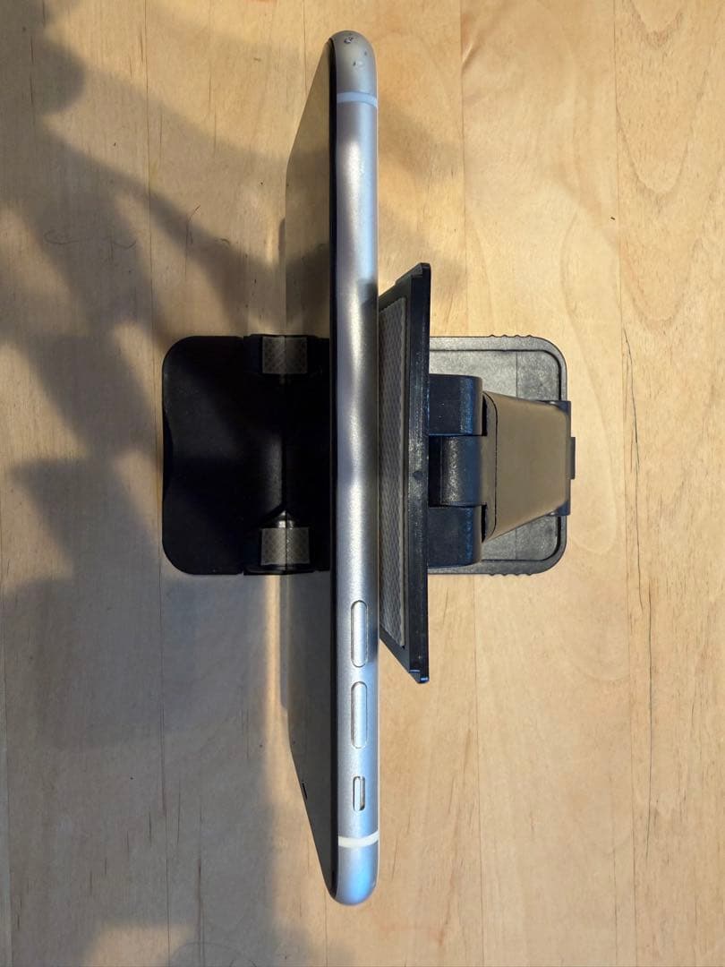 12/15までiPhone11 64GB SIMフリー　カバー&充電コード付き