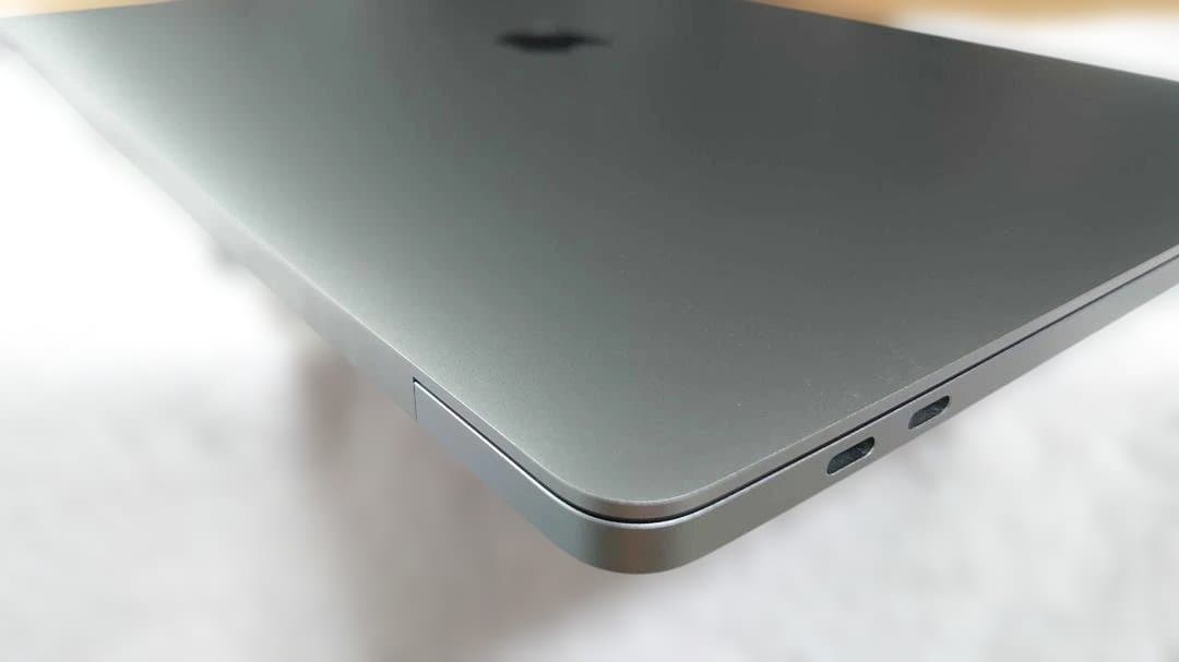 極上/充放電124回MacBook Pro 16 i9/32GB/SSD 2TB