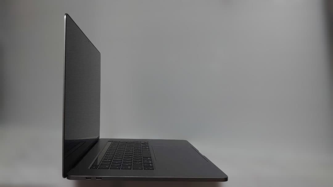 極上/充放電124回MacBook Pro 16 i9/32GB/SSD 2TB