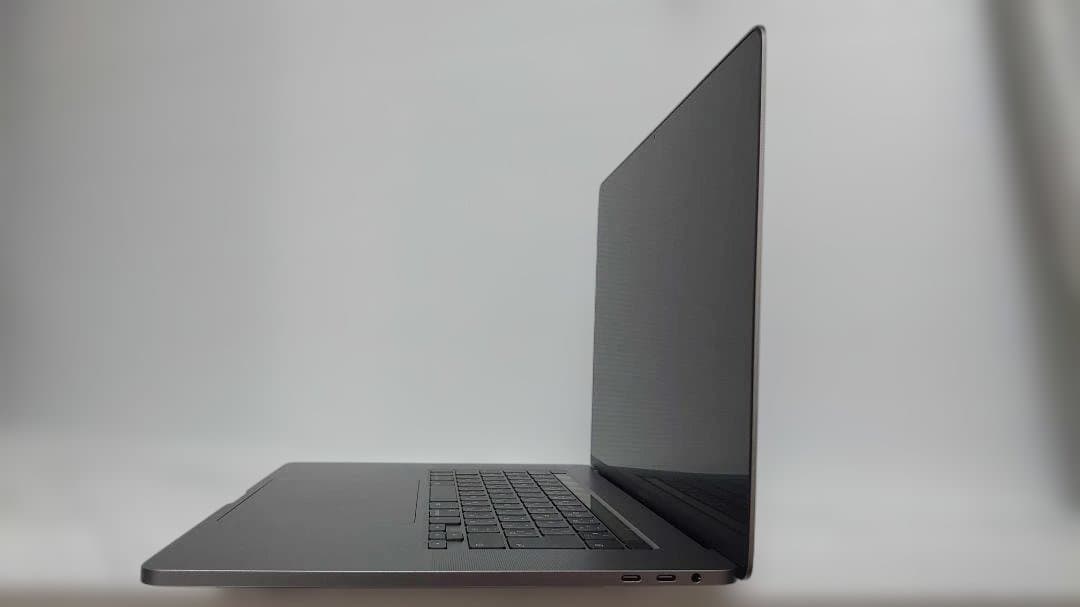 極上/充放電124回MacBook Pro 16 i9/32GB/SSD 2TB