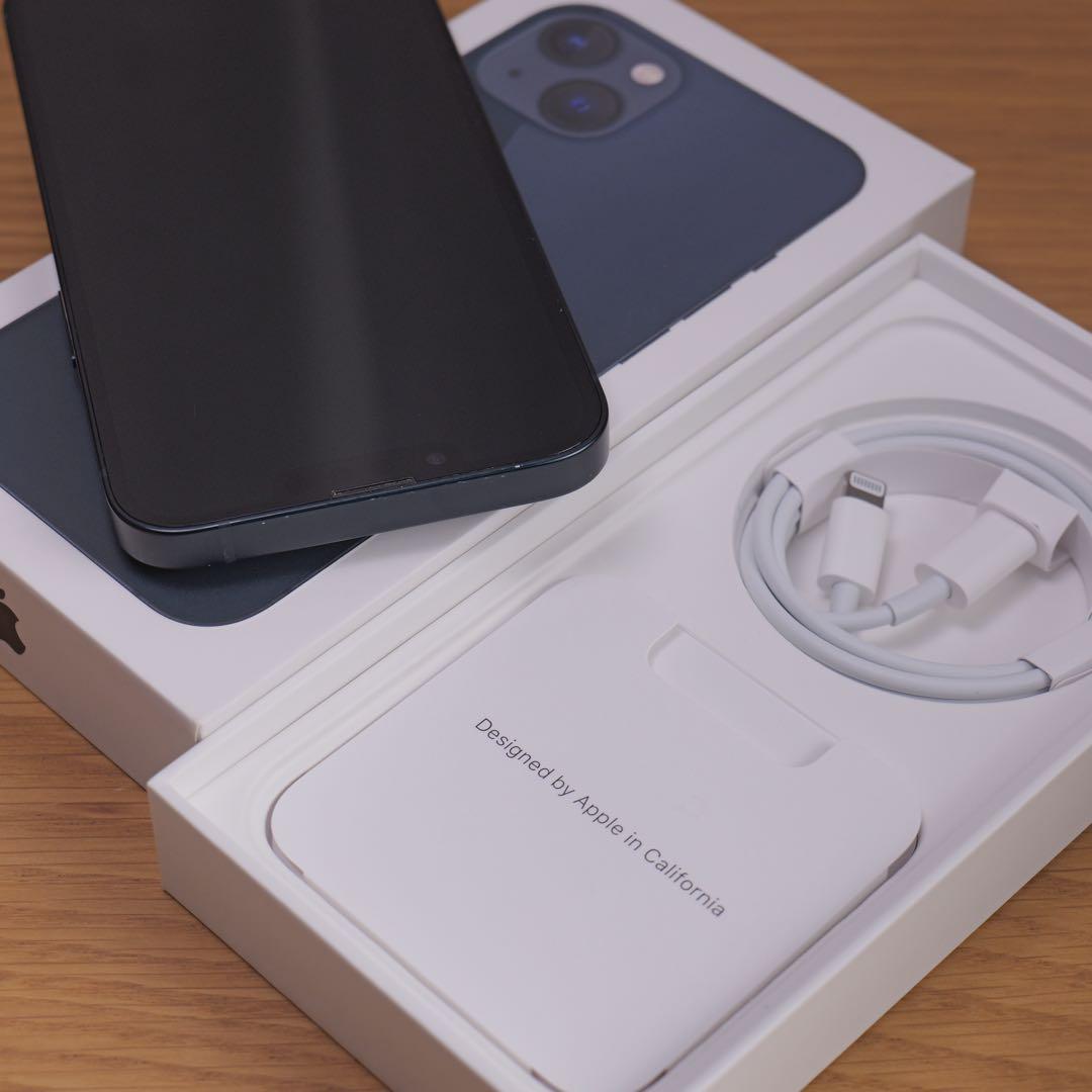 Apple iPhone 13 ミッドナイト 本体