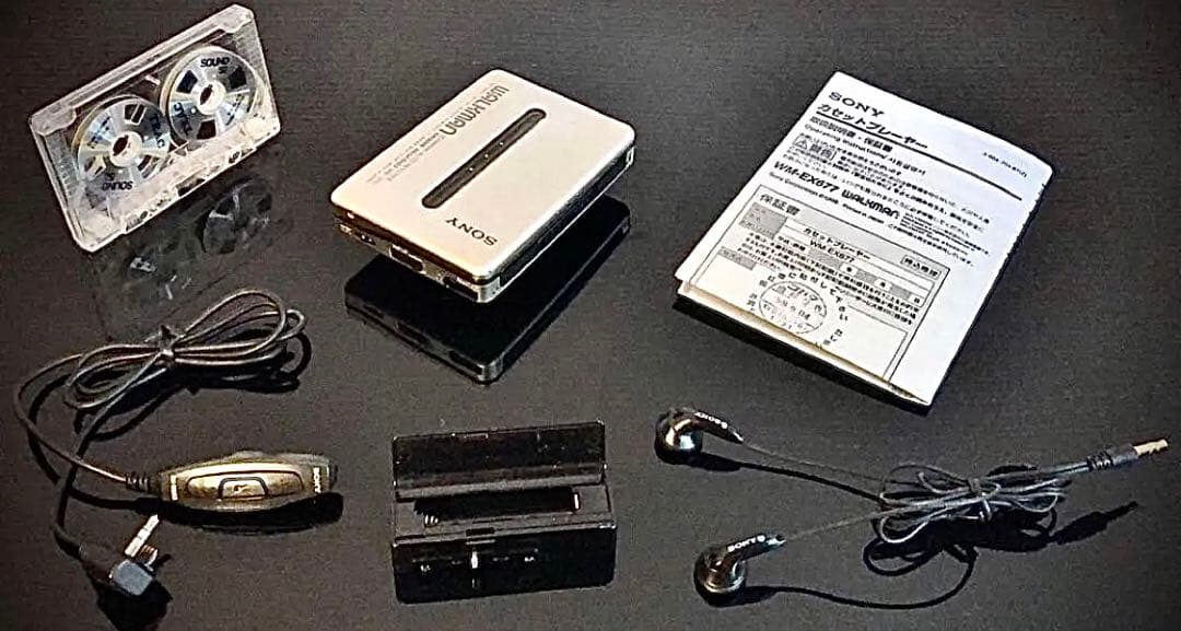 カセットウォークマンSONY WM-EX677「整備済み、完動美品」