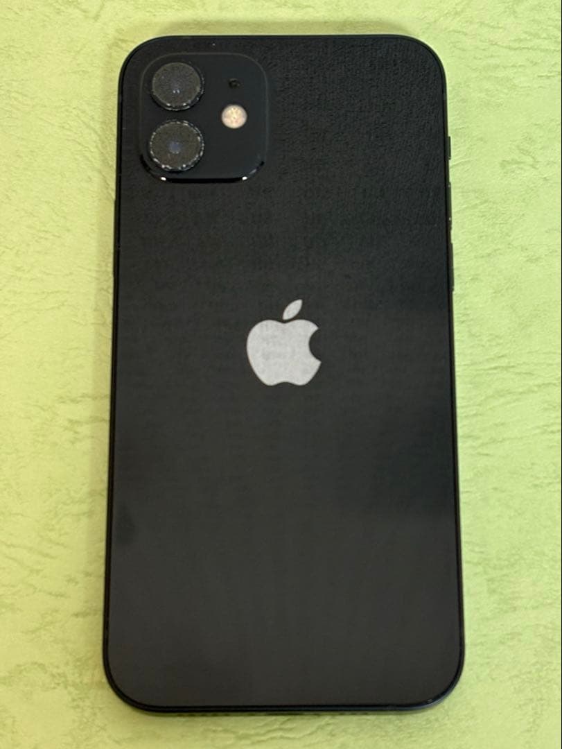 iPhone 12 ブラック