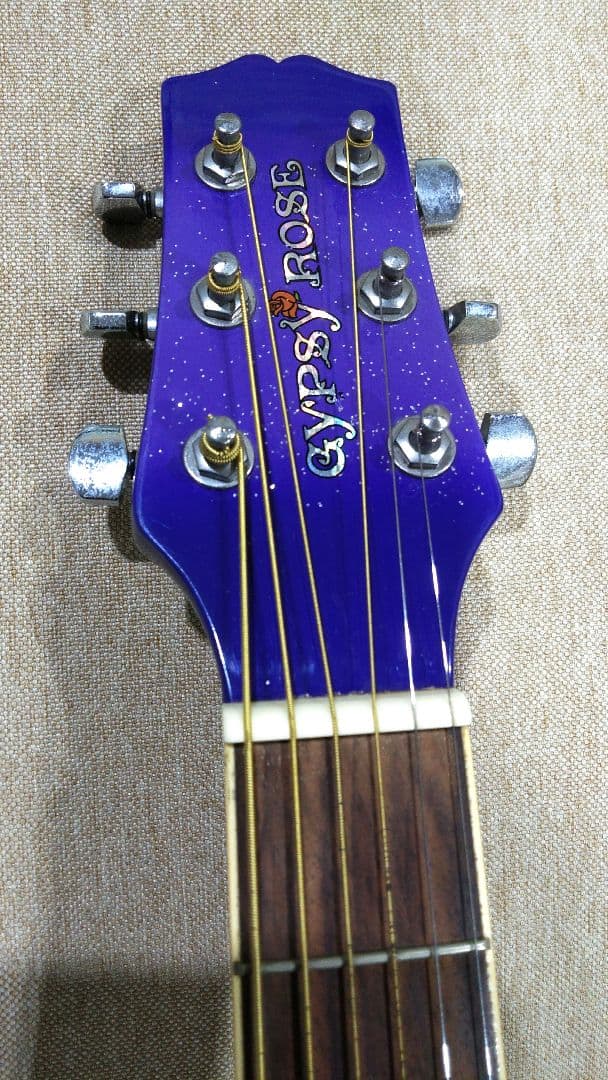 GYPSY ROSE 　ジプシーローズ　ギター　GRA1K/CPP　ケース付き