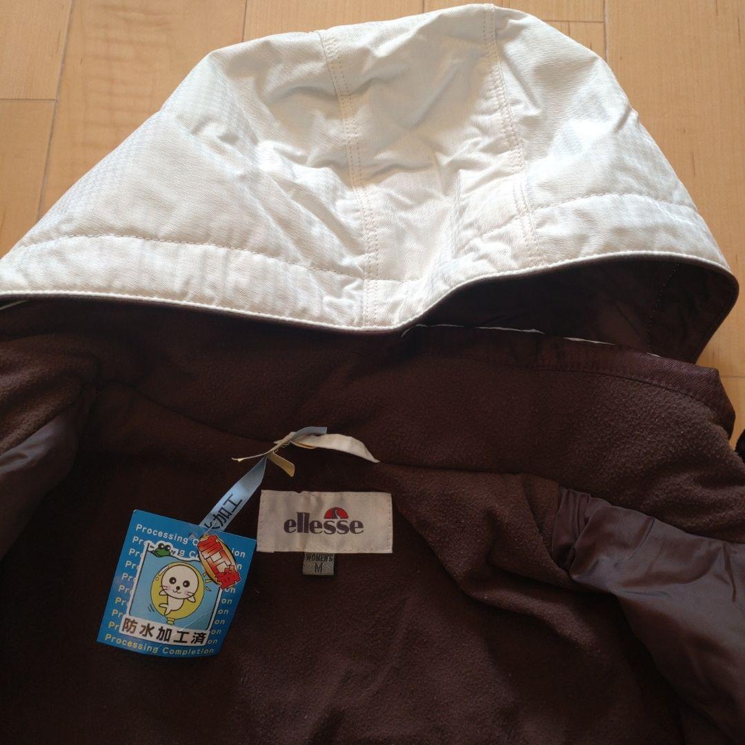 女性用、スノーボードウェア（上下）、手袋、ゴーグルの4点セット