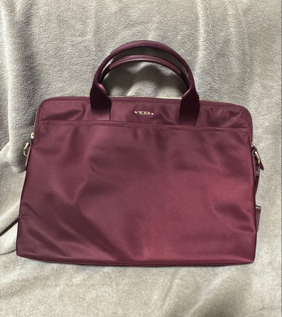 Tumi パソコン　バッグ