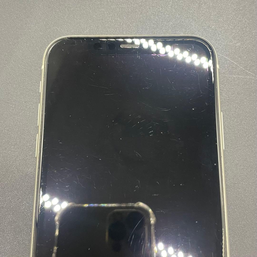 ◯iPhone11 128GB simフリー 海外版 A2221 ホワイト