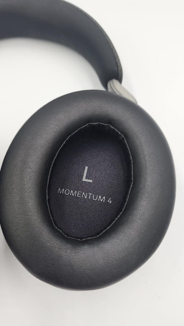 ゼンハイザー　ワイヤレスヘッドホンMOMENTUM 4 ブラック