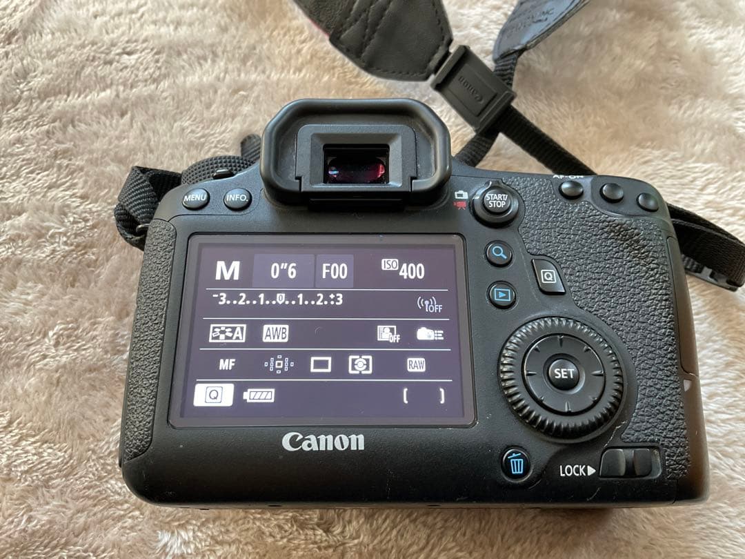 Canon EOS 6D ボディー（フルサイズ）