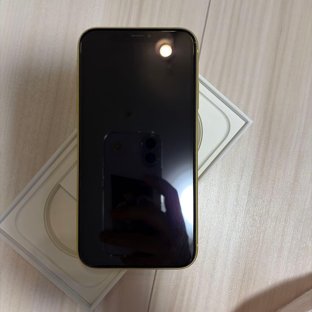 Apple iPhone 11 本体 イエロー 箱無し