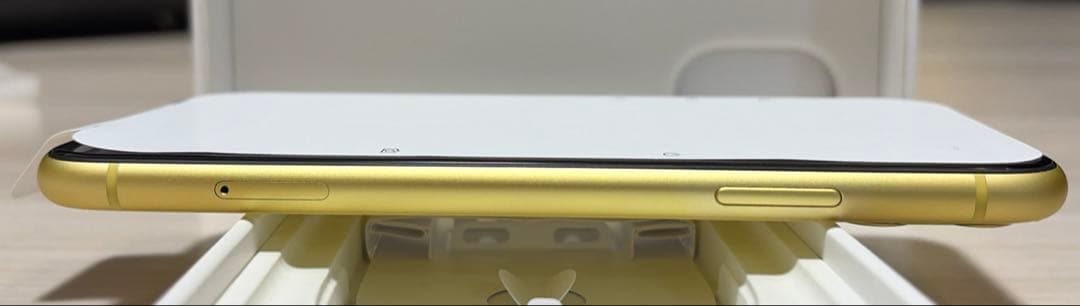 Apple iPhone 11 本体 イエロー 箱無し