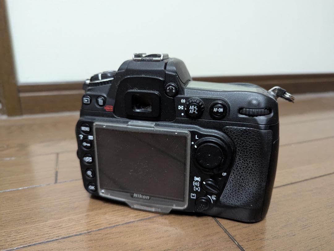 Nikon D300 デジタル一眼レフカメラ 本体と付属品