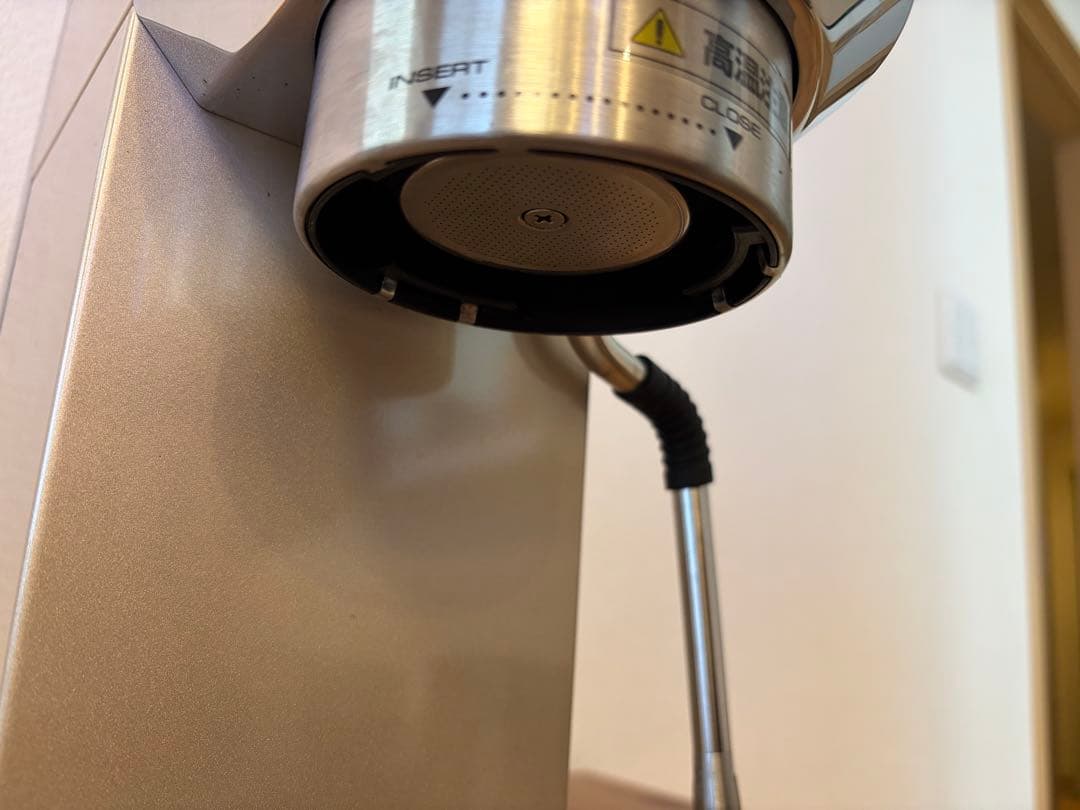 デロンギ　エスプレッソメーカー デディカ アルテ EC885J-BG