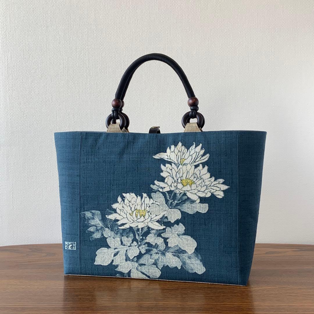 A4サイズ対応　紬帯　白菊の花　リメイク　江戸打紐ハンドルバッグ