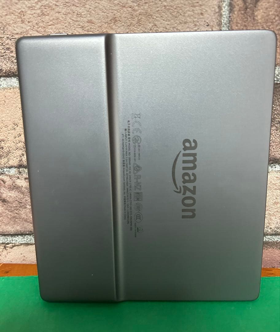 ピンクの猫 　Kindle Oasis 10世代　広告あり　8GB