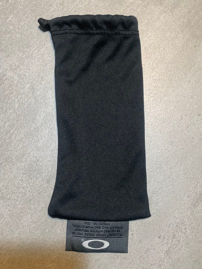 Oakley ブラックサングラス ケース付き made in USA