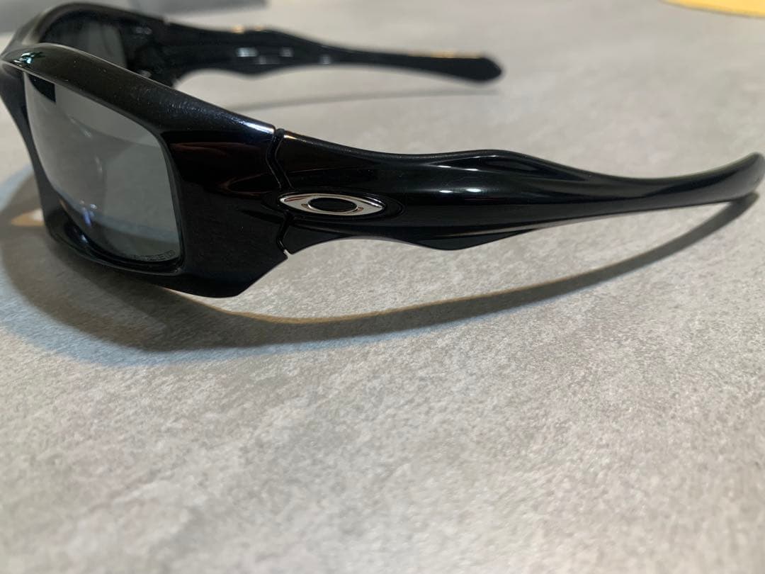 Oakley ブラックサングラス ケース付き made in USA