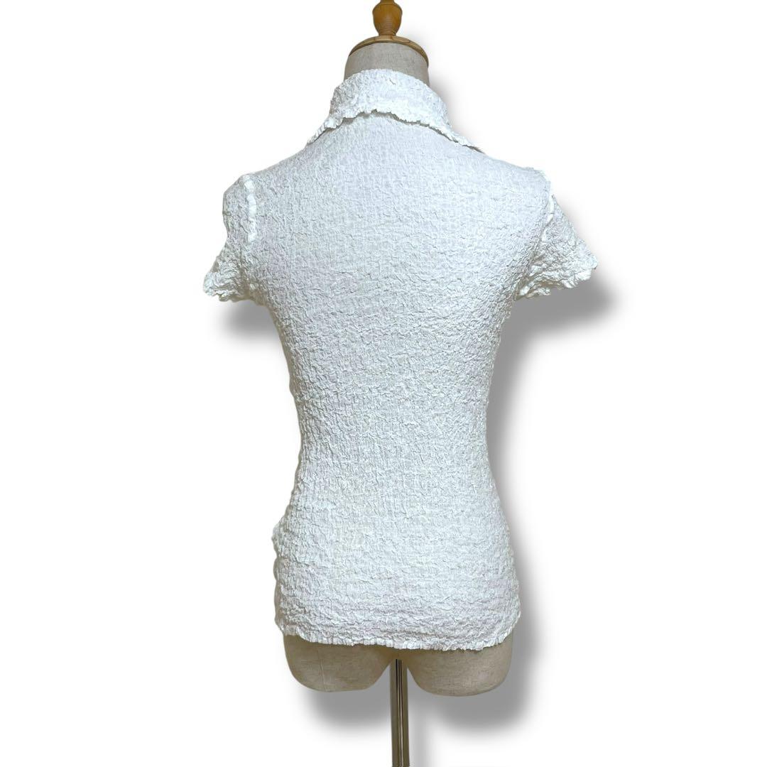 ISSEY MIYAKE me シャーリングカットソー 白　ワッフルプリーツ
