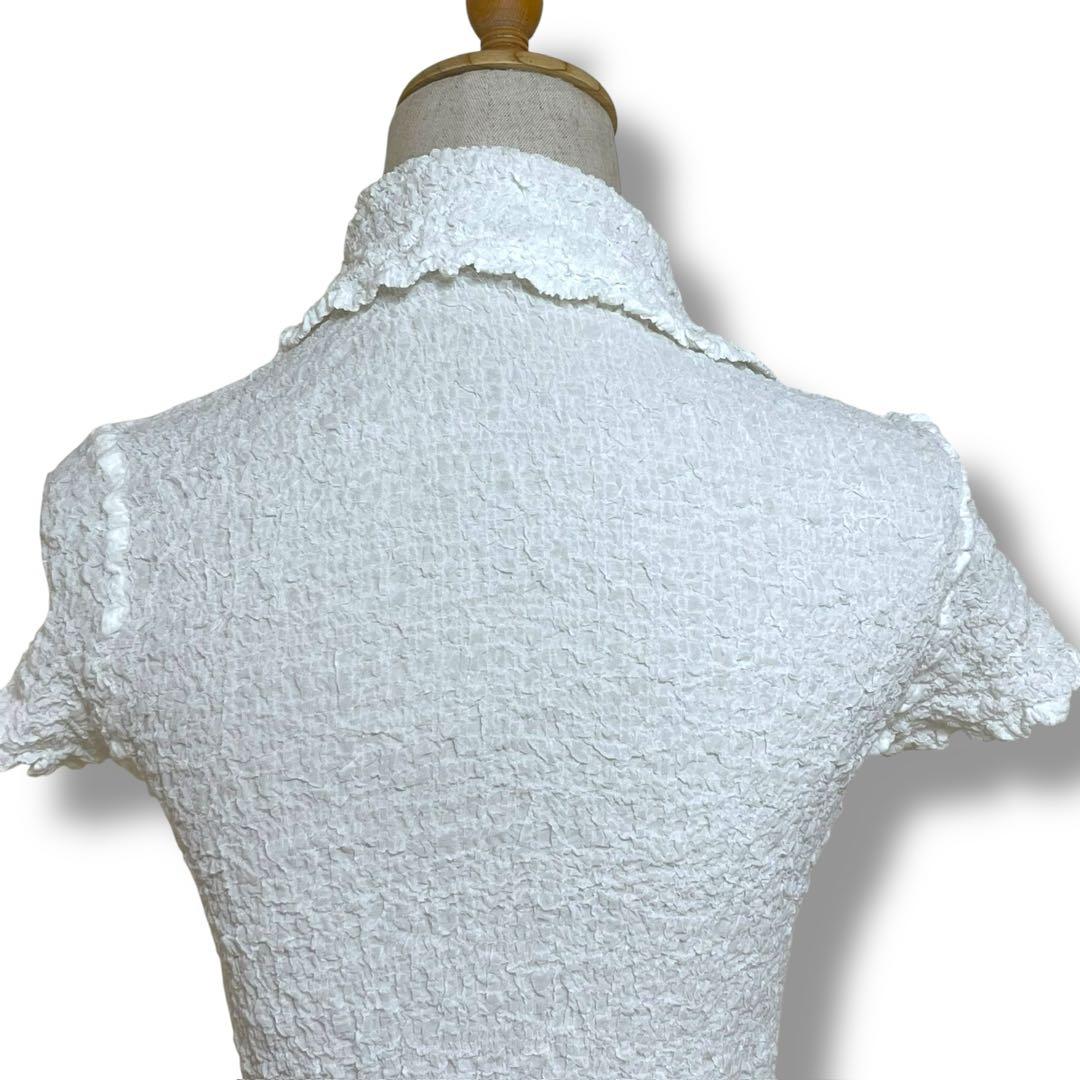 ISSEY MIYAKE me シャーリングカットソー 白　ワッフルプリーツ