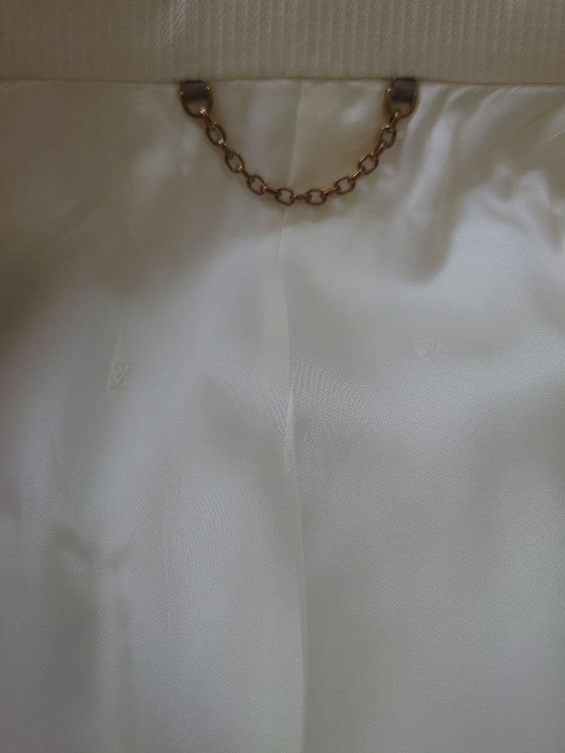 新品未使用 LOUIS VUITTON ホワイト テーラードジャケット 装飾付き