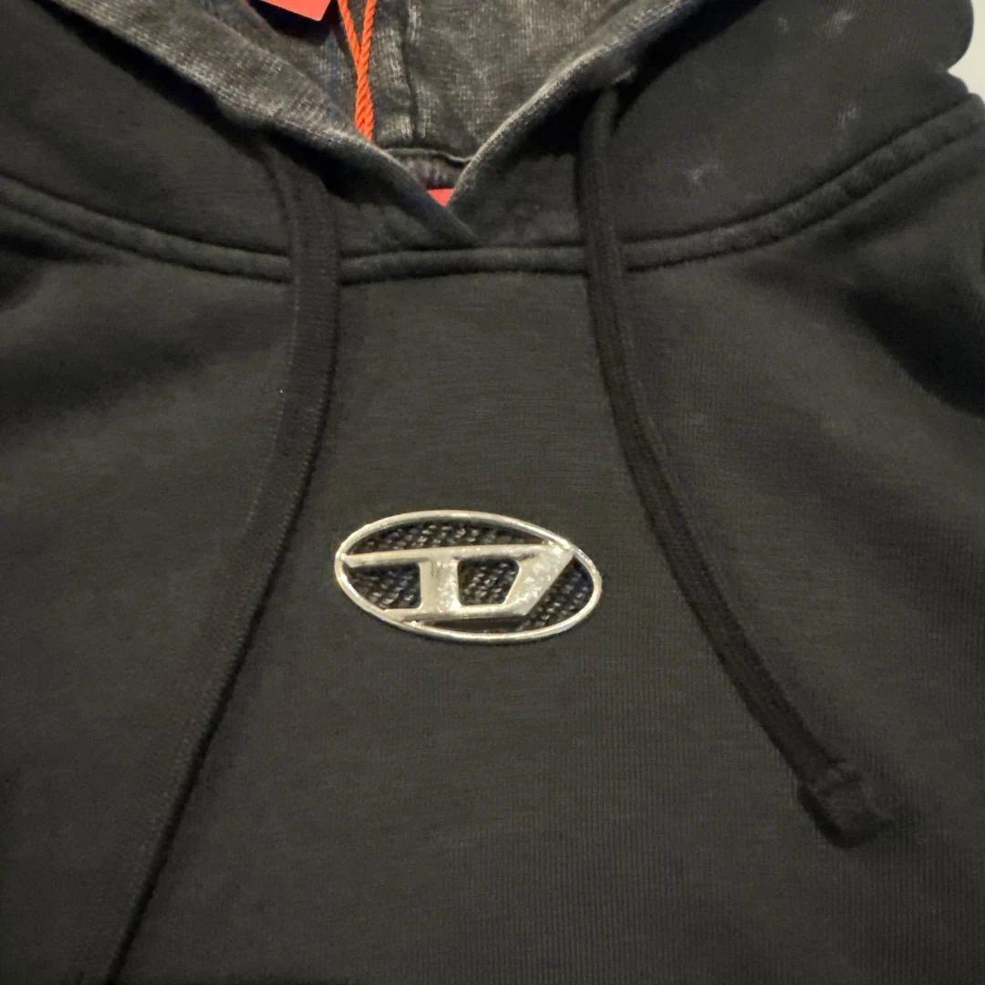 ⭐️新品⭐️ ✴︎タグ付✴︎ diesel ディーゼル　パーカー