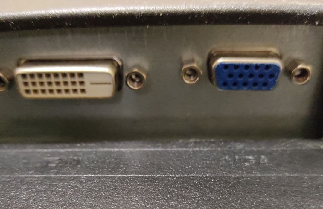 グリーンハウス21.5型ワイドカラーLED液晶ディスプレイ ブルーライトカット