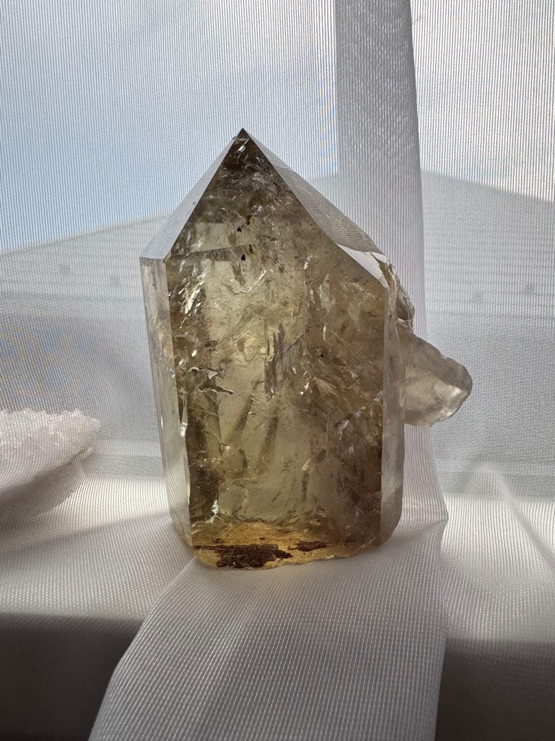 【きぃ】ナチュラルシトリン 貫入 ハーフポリッシュ自立OK