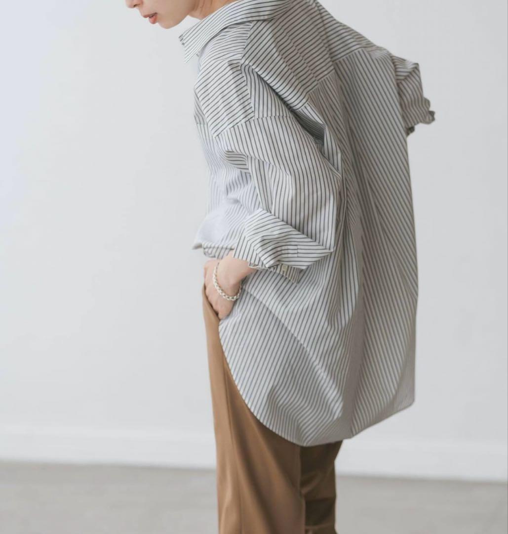 美品【Noble 】イージーケアコットンスキッパーシャツ（ストライプ）