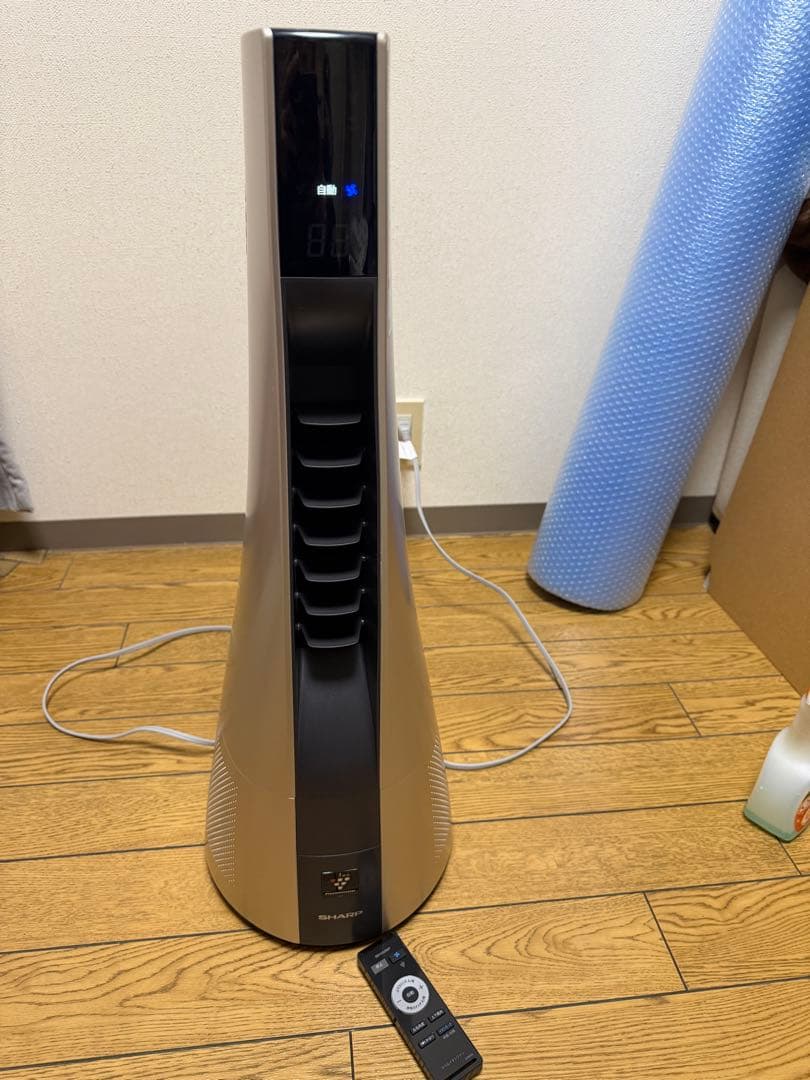 2022年製 シャープ スリムイオン ファンヒーターJTH1 HOT＆COOL