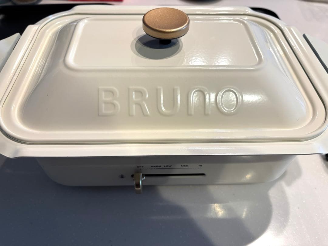 ［美品]BRUNO ホットプレート ホワイト セラミックコート鍋付き