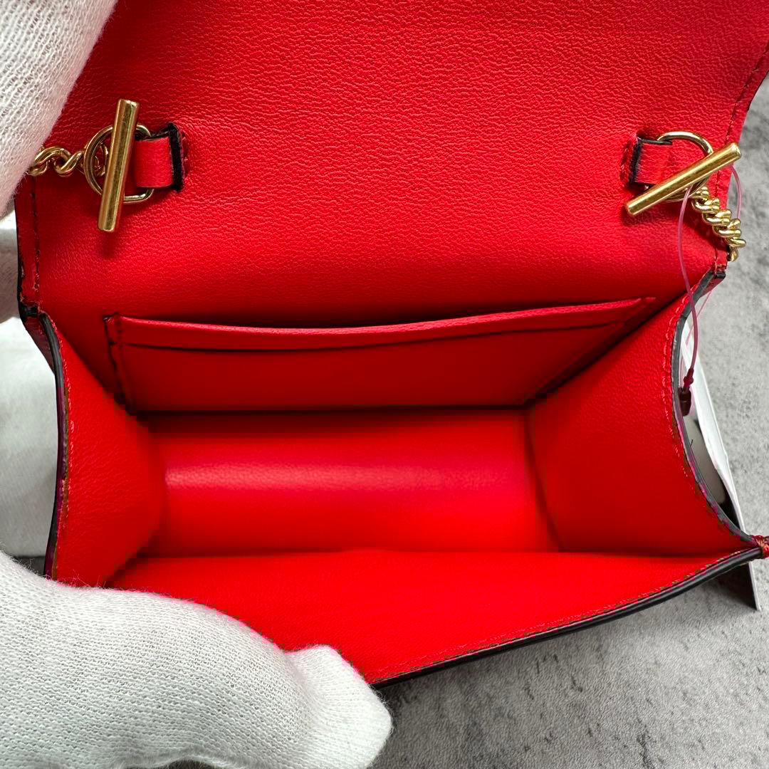 新品　Versace ヴェルサーチ　ミニショルダーバッグ　ヴィルトゥス　チェーン