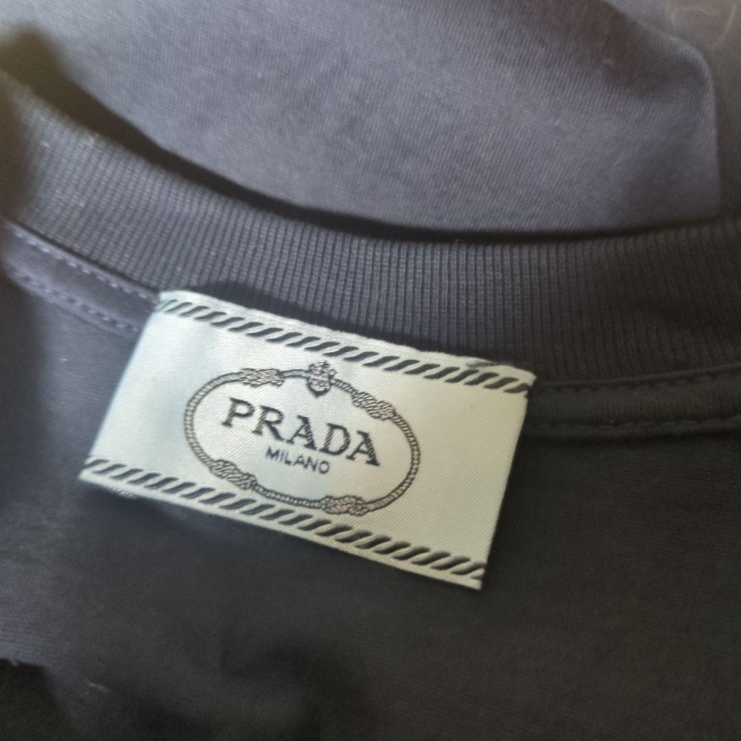 美品♡PRADAフリル付き半袖Tシャツ
