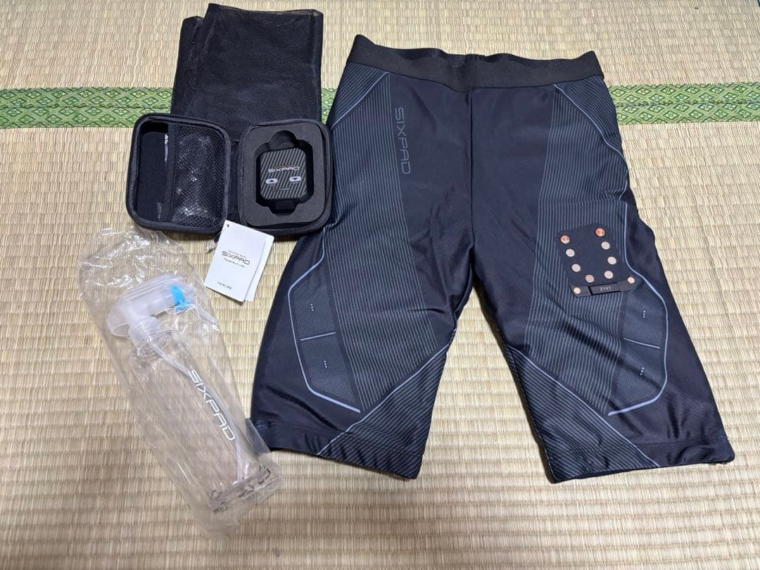 【極上美品】パワースーツライト　ヒップ＆レッグ　SIXPAD　Hip＆Leg