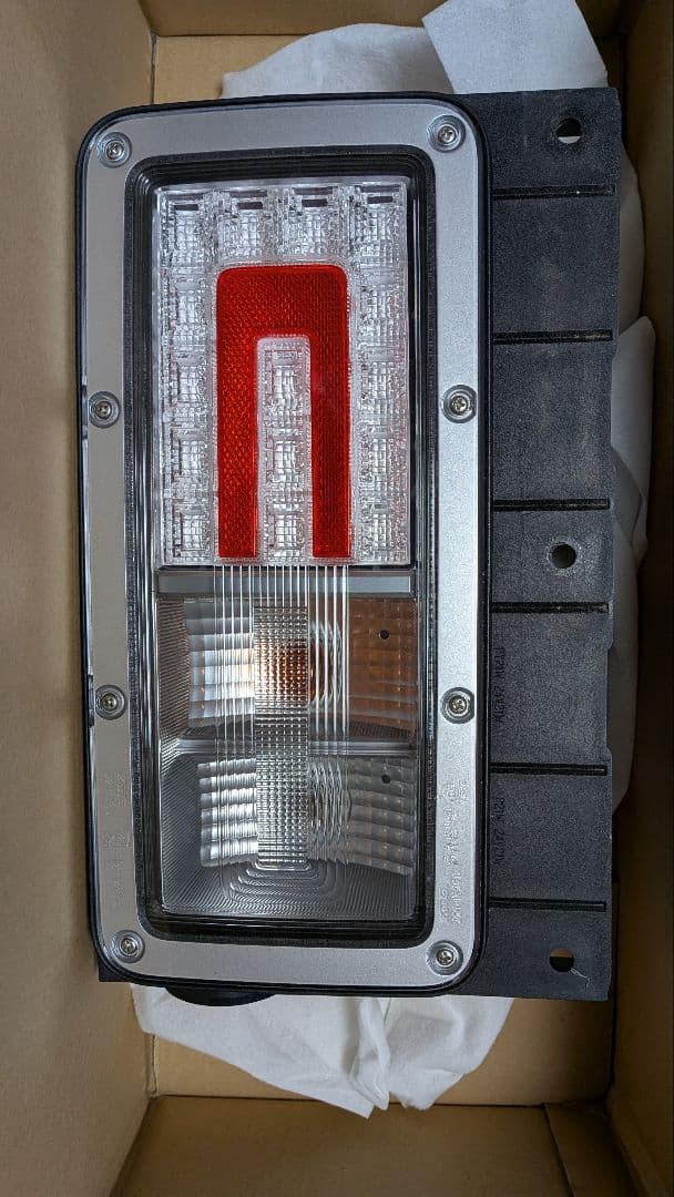 日野プロフィア純正テールランプ 左右セット