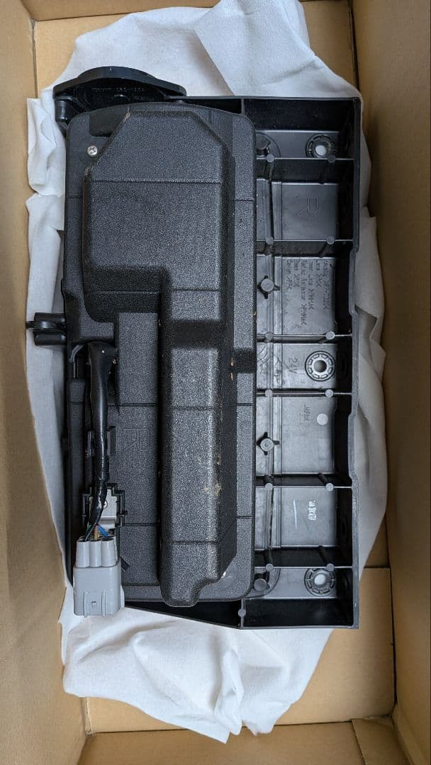 日野プロフィア純正テールランプ 左右セット