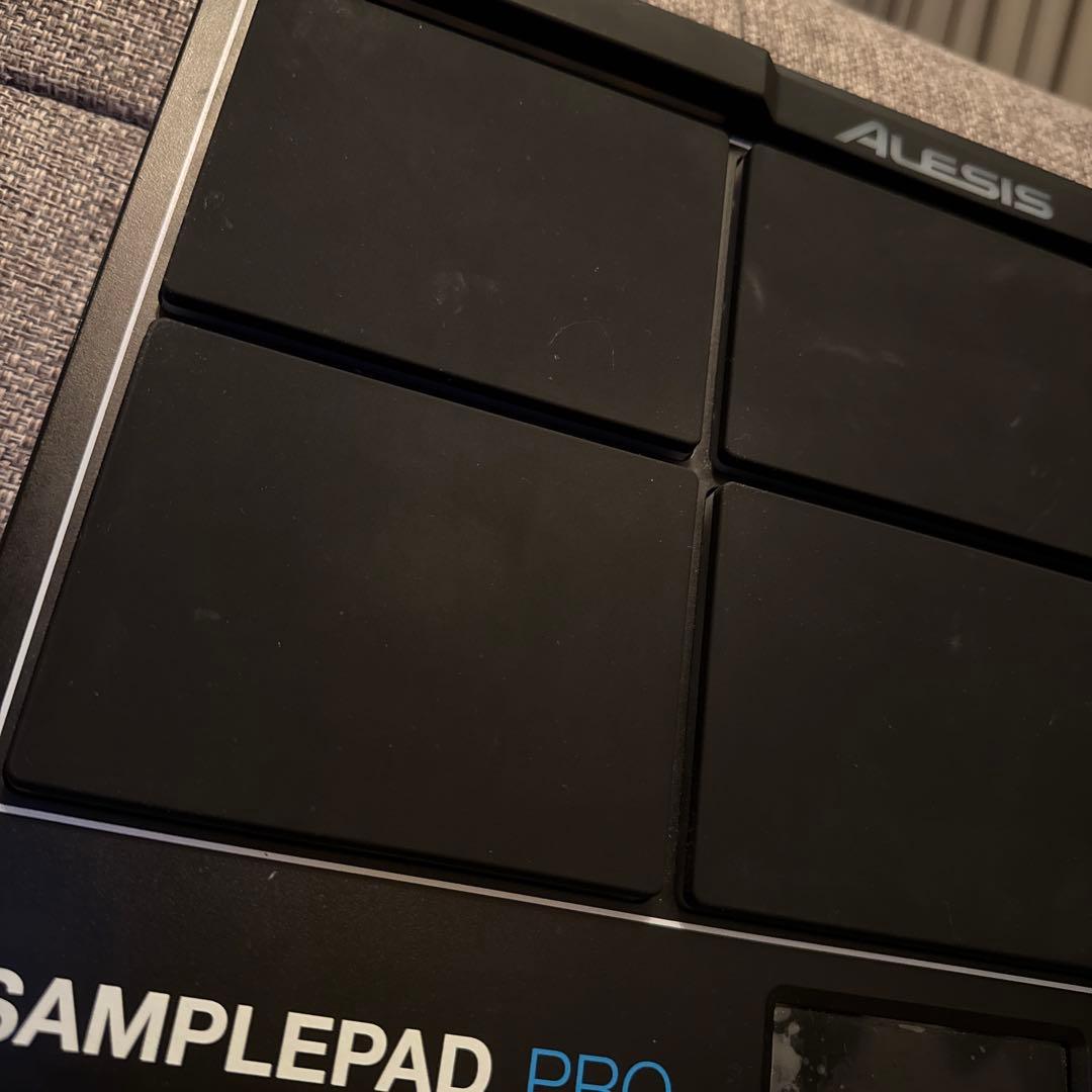 DJ機材 Alesis SAMPLEPAD PRO