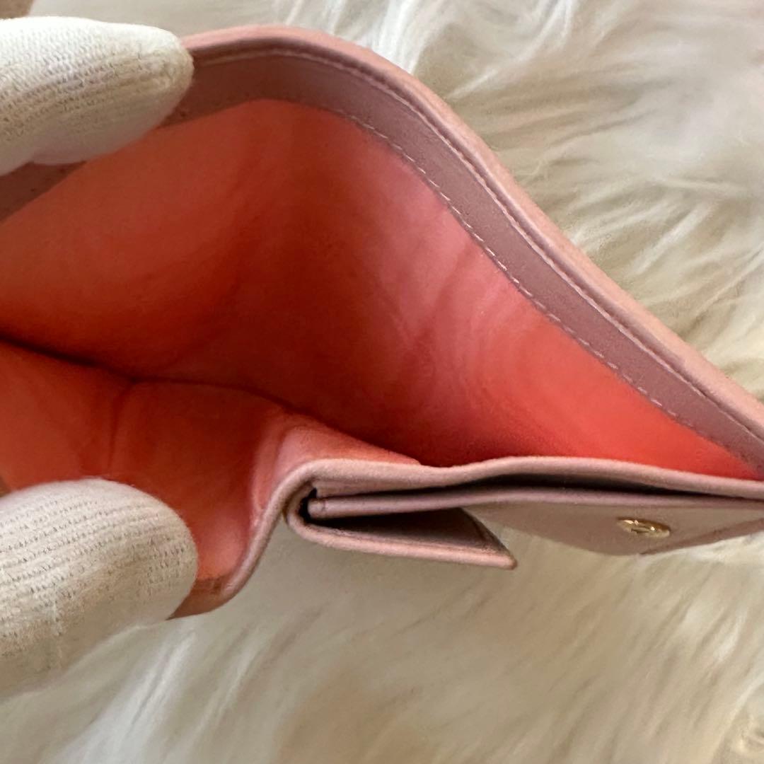MIUMIU マテラッセ 二つ折り 財布 ピンク ベージュ レザー