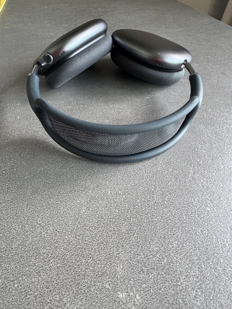 Apple AirPods Max 【正規品】　Smart Case 付き