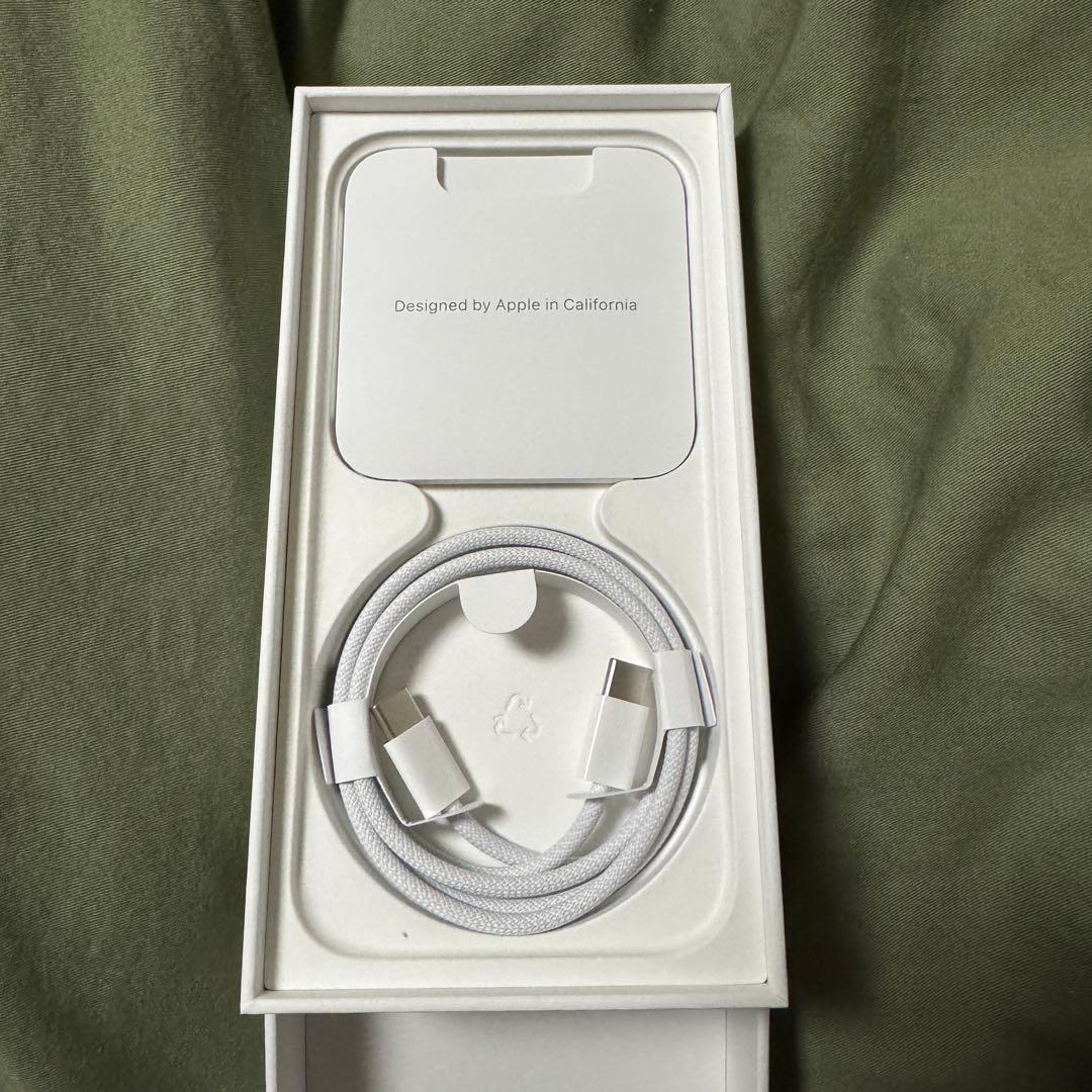 Apple iPhone 15Pro シルバー 本体