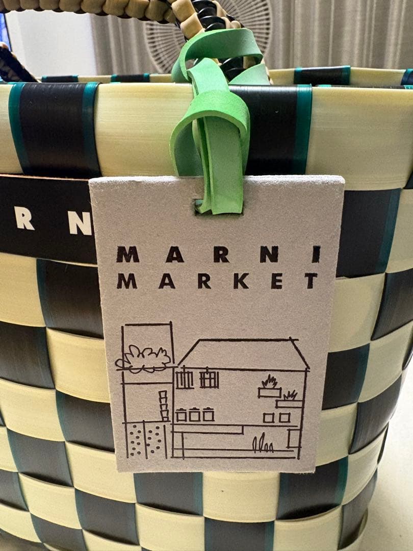 マルニマーケット テープバスケットS カゴバッグ　美品　MARNI