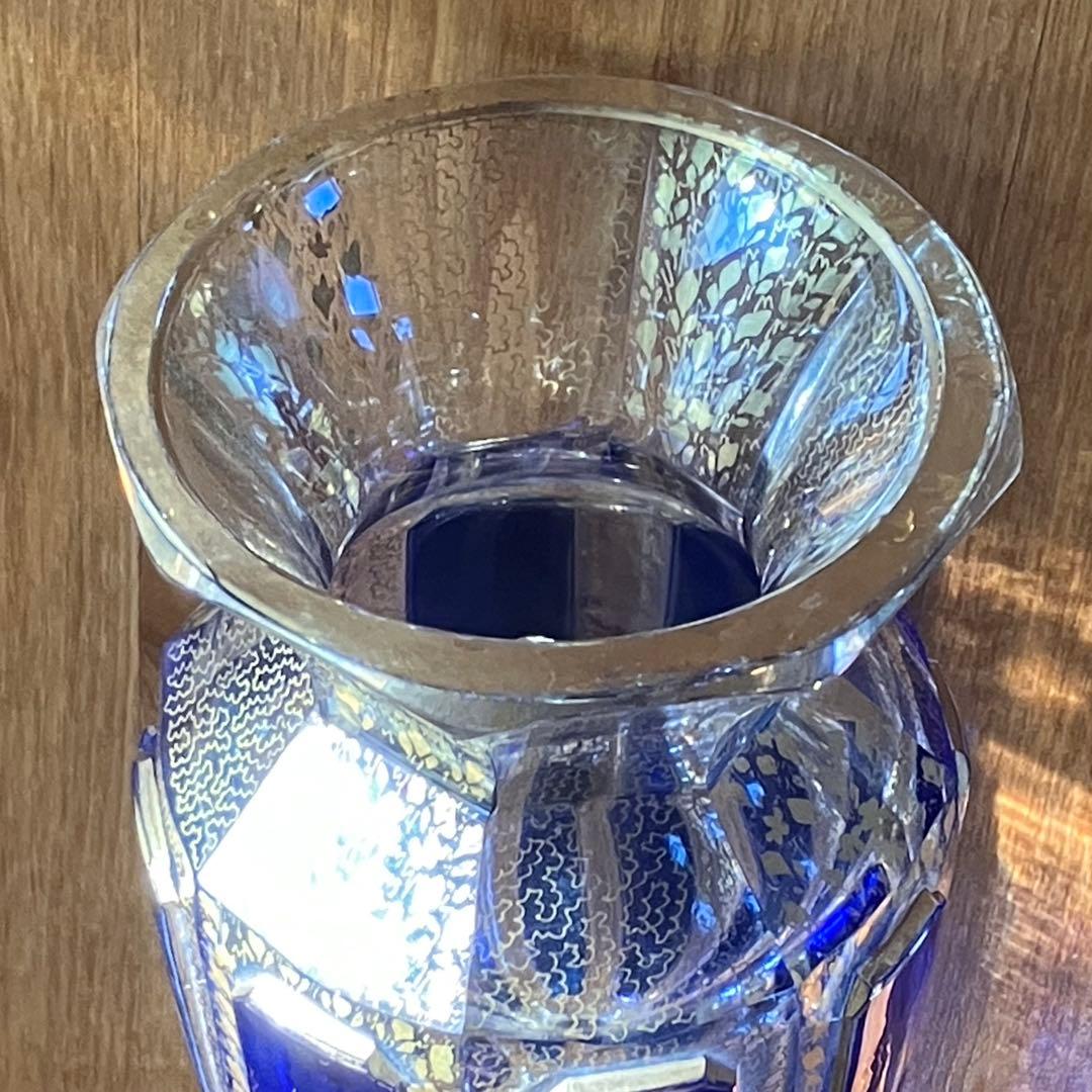 ボヘミアガラスの花瓶 ボヘミアプラチナ深い 青色 花器 中古品 旧チェコ