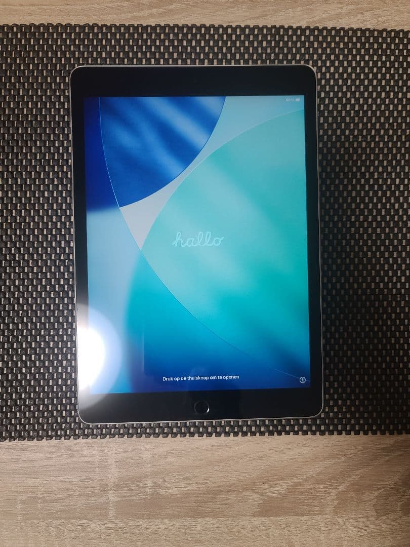 iPad 無印 第9世代本体 Pen付き