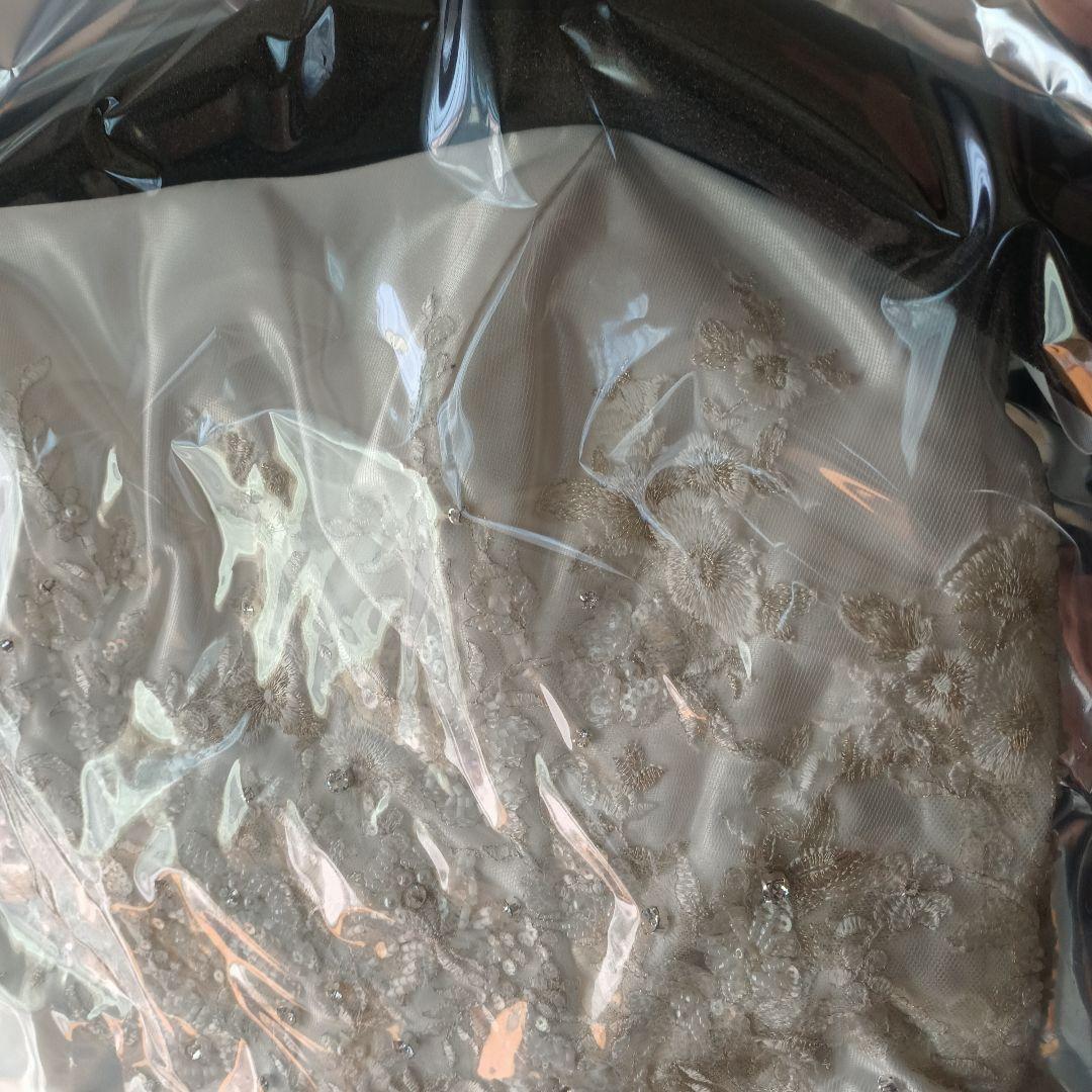 ウエディングドレス